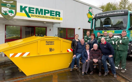 Teammitglieder vom Entsorgungsfachbetrieb Kemper